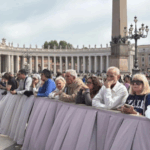El mundo llora la partida del Papa