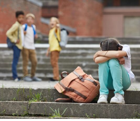 Protege a tus hijos del acoso escolar. 7 claves para ser padres atentos y formativos