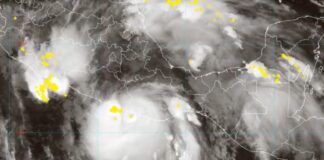 Huracán Erick alcanza categoría 4 y golpea el sur de México con fuerza devastadora