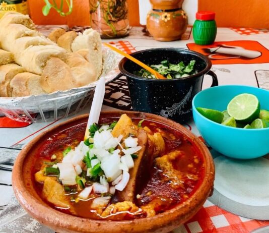 Cuatro sabores que nos unen: birria, barbacoa, menudo y pozole