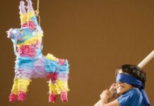 La piñata: entre tradición, dulces y lágrimas
