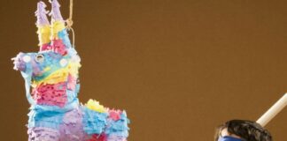La piñata: entre tradición, dulces y lágrimas