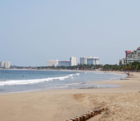 Sol, arena y buenos planes: Guía práctica para disfrutar la playa sin contratiempos
