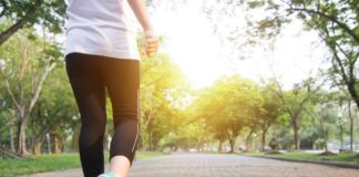 ¿Qué es mejor para ti: correr, trotar o caminar? Una guía consciente para cuidar tu salud sin riesgos