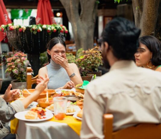 ¿A qué hora es decente, correcto y civilizado terminar una fiesta en casa?