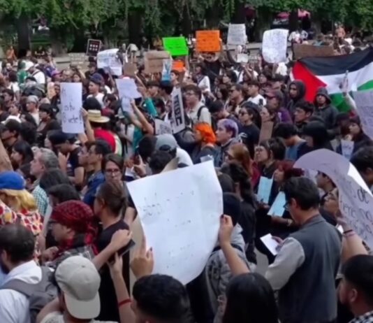 Vecinos marchan en CDMX contra la gentrificación y el desplazamiento habitacional