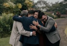 Volver a casa: el reencuentro de los hermanos en la recta final de la vida