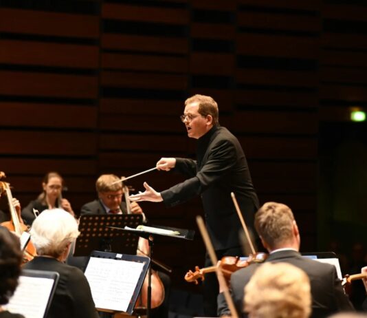 ¿Sabías que… no es lo mismo una sinfónica que una filarmónica?