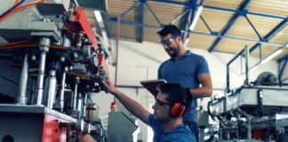 México avanza en complejidad económica, pero las brechas sociales persisten