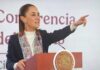 Sheinbaum presenta reforma electoral: elimina listas plurinominales y reduce gasto Claudia Sheinbaum habla desde el podio presidencial durante la conferencia matutina, señalando al público mientras expone la propuesta de reforma electoral.