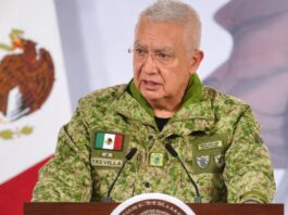 Gobierno federal detalla operativo y reacciones tras caída del líder del CJNG General Ricardo Trevilla Trejo presenta información del operativo contra el líder del CJNG durante conferencia del Gobierno de México.