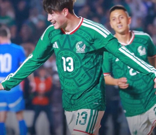 México golea a Islandia en Querétaro en una noche de futbol marcada por el contexto de seguridad nacional Jugadores de la Selección Mexicana celebran uno de los goles ante Islandia en el Estadio Corregidora, con gradas llenas durante partido amistoso rumbo al Mundial 2026.
