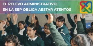 Arriaga se va… ¿y la Nueva Escuela Mexicana? Alumnos de secundaria levantan la mano en clase, imagen que ilustra el debate sobre el rumbo de la educación pública y los contenidos escolares en México.