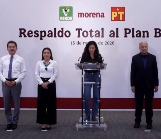 Tras el rechazo de la reforma electoral, Morena y sus aliados cierran filas para impulsar el Plan B Dirigentes de Morena, el Partido Verde y el Partido del Trabajo durante un posicionamiento público en el que manifestaron su respaldo al llamado Plan B electoral.