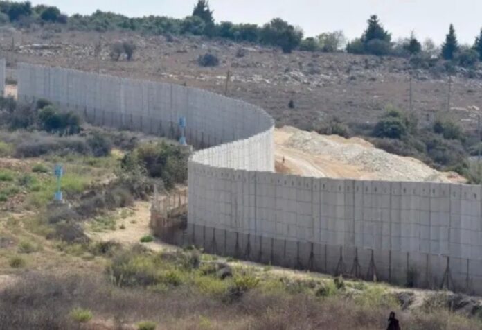 Israel y Líbano Zona fronteriza con presencia militar en contexto de tensión entre Israel y Líbano.