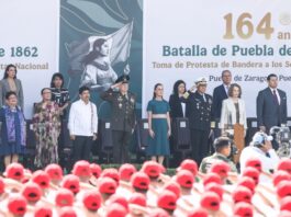 5 de mayo: la historia que le habla al presente Acto oficial del 5 de mayo en Puebla con la presidenta Claudia Sheinbaum, autoridades civiles y militares frente a formación de cadetes.