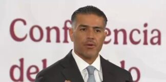Gobierno federal niega existencia de ficha roja de Interpol contra Rocha Moya Funcionario federal durante conferencia pública mientras la SSPC desmiente versiones sobre una supuesta ficha roja de Interpol contra Rubén Rocha Moya.