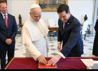 Vaticano y Casa Blanca mantienen silencio tras reunión entre León XIV y Marco Rubio León XIV y Marco Rubio durante una reunión oficial en el Vaticano, en medio de tensiones diplomáticas entre la Santa Sede y la Casa Blanca.
