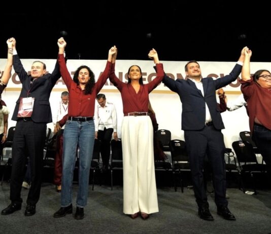 Ariadna Montiel asume Morena: “la tarea no es de escritorio, es de territorio” Ariadna Montiel pronuncia su discurso al asumir la dirigencia nacional de Morena ante militantes y dirigentes del partido.