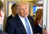 Trump reconsidera venta de armas a Taiwán tras reunión con Xi Jinping Donald Trump hablando con periodistas dentro del Air Force One mientras regresa de China a Estados Unidos, tras reunirse con el presidente Xi Jinping.