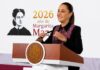Sheinbaum pide a Estados Unidos asumir su parte en el combate al crimen organizado Claudia Sheinbaum habla desde el podio presidencial durante una conferencia de prensa en Palacio Nacional, al referirse a la cooperación bilateral en materia de seguridad entre México y Estados Unidos.