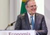 Ebrard: el T-MEC seguirá vigente al menos 10 años más Marcelo Ebrard ofrece una conferencia sobre temas económicos y comerciales relacionados con el T-MEC.
