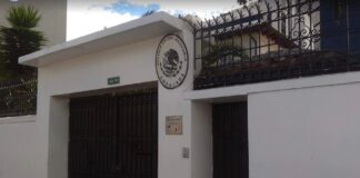 México mantiene cerrada la puerta al diálogo con Ecuador mientras no haya un desagravio por la invasión a su embajada Fachada de la Embajada de México en Quito, centro del conflicto diplomático entre México y Ecuador que actualmente se analiza ante la Corte Internacional de Justicia.