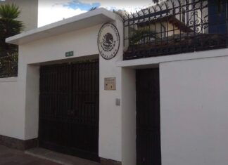México mantiene cerrada la puerta al diálogo con Ecuador mientras no haya un desagravio por la invasión a su embajada Fachada de la Embajada de México en Quito, centro del conflicto diplomático entre México y Ecuador que actualmente se analiza ante la Corte Internacional de Justicia.
