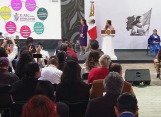 El ABC de las Emociones: la escuela abre espacio a la salud emocional Presentación de la estrategia El ABC de las Emociones ante medios de comunicación, con una pantalla que muestra los principales componentes del programa.