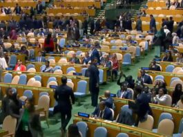 Netanyahu habló, y muchos países le dieron la espalda por atrocidades al pueblo palestino Delegados abandonan el salón de la Asamblea General de la ONU durante el discurso de Benjamín Netanyahu.