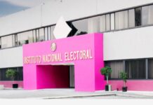 Blanca Cruz encabeza la transición del INE; Diputados prepara el relevo definitivo Fachada del Instituto Nacional Electoral, con entrada rosa, nombre institucional en letras doradas y ventanales.