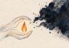 Otra vez la maldita corrupción Ilustración de dos manos que protegen una pequeña llama mientras una mancha oscura se aproxima sobre un fondo claro.