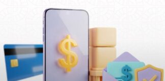 Ley de Pagos Digitales: lo que necesita saber la tiendita y su relación con el SAT Ilustración de un teléfono con símbolo de dinero, tarjeta bancaria, monedas y un escudo con marca de verificación.
